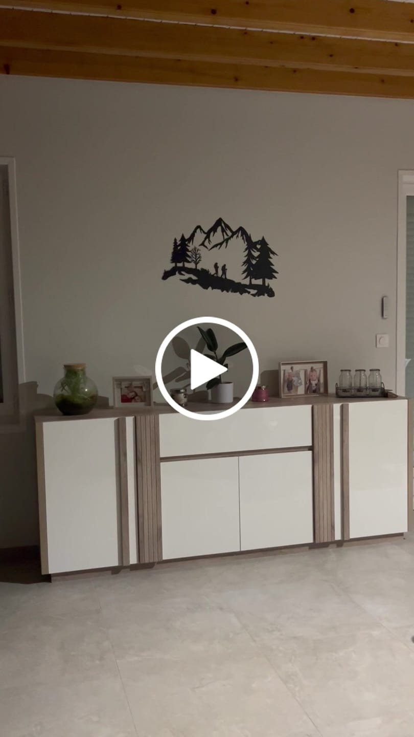 Customer video review of Décoration Murale en Métal - Les Aventuriers de la Montagne (V.02)