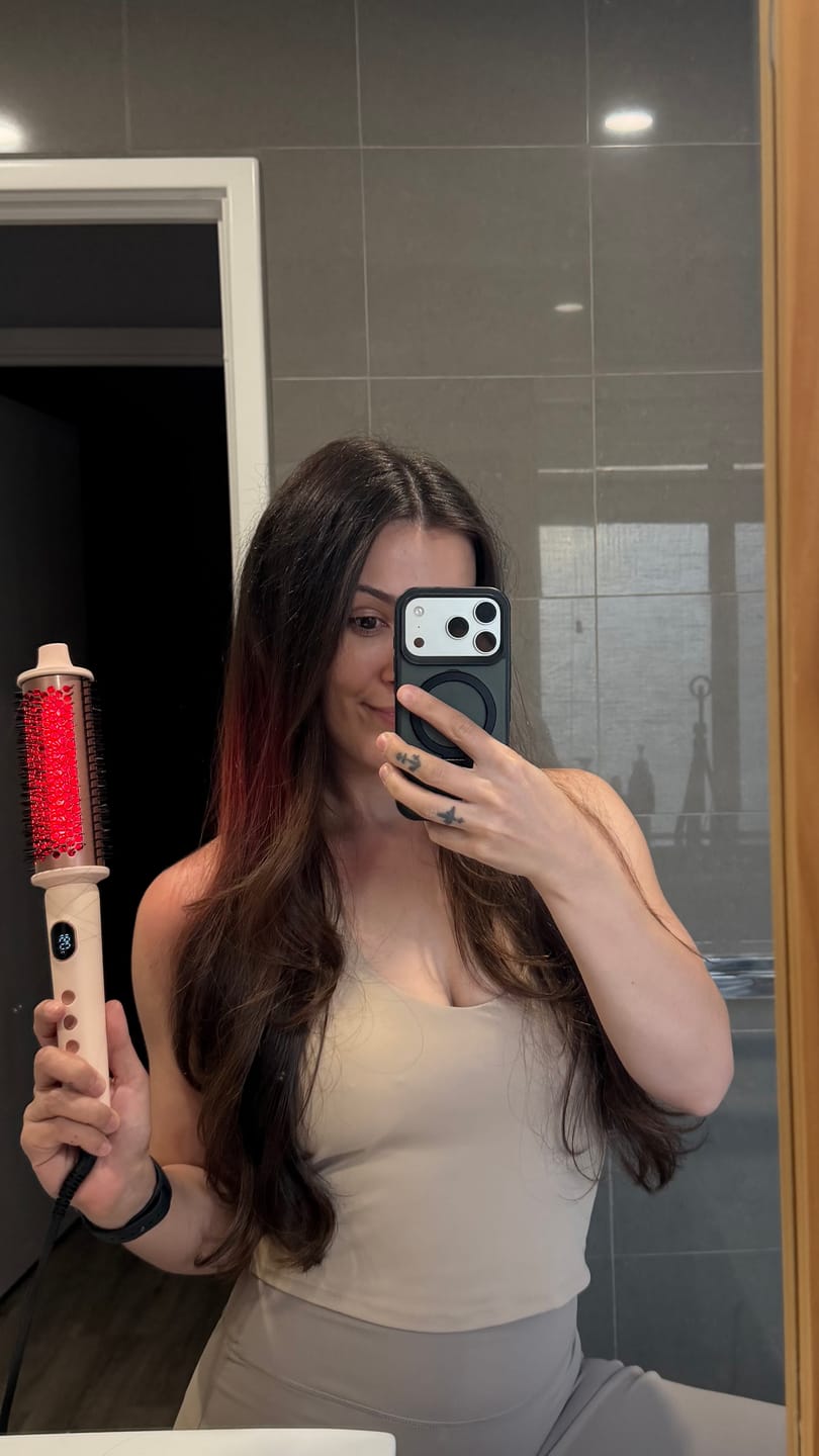 Customer photo review of Malibee Infrared Blowout Brush (Limited Edition)