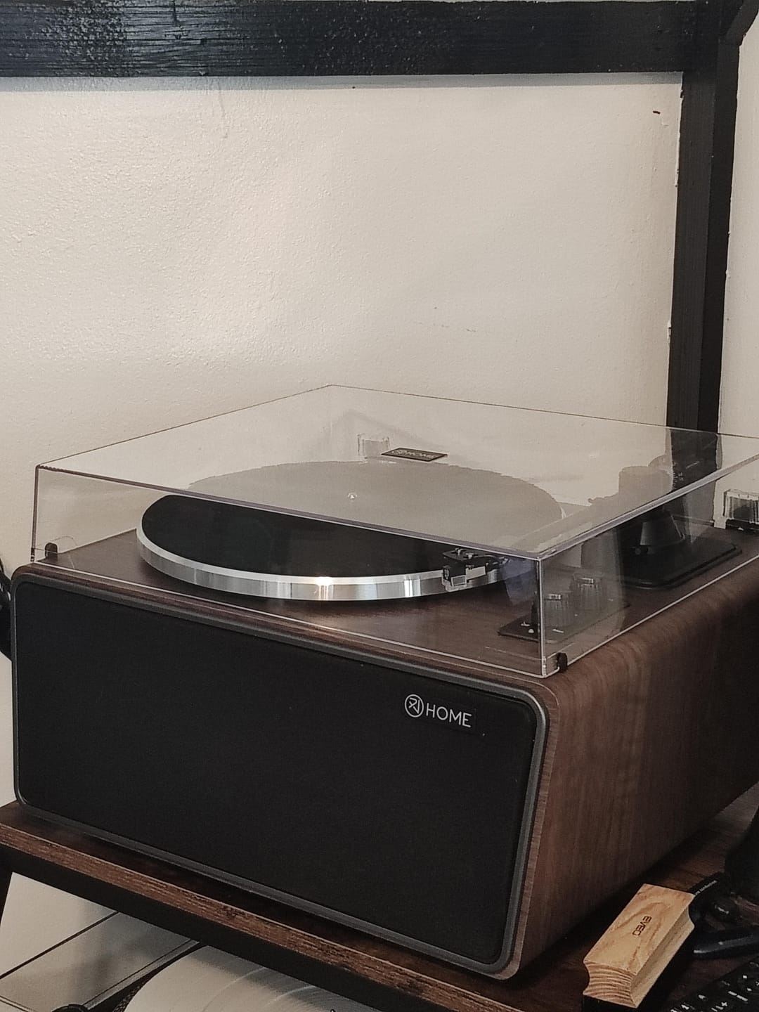 Customer photo review of XJ-H01 All-in-One Vinyl Turntable with Bluetooth & USB Recording