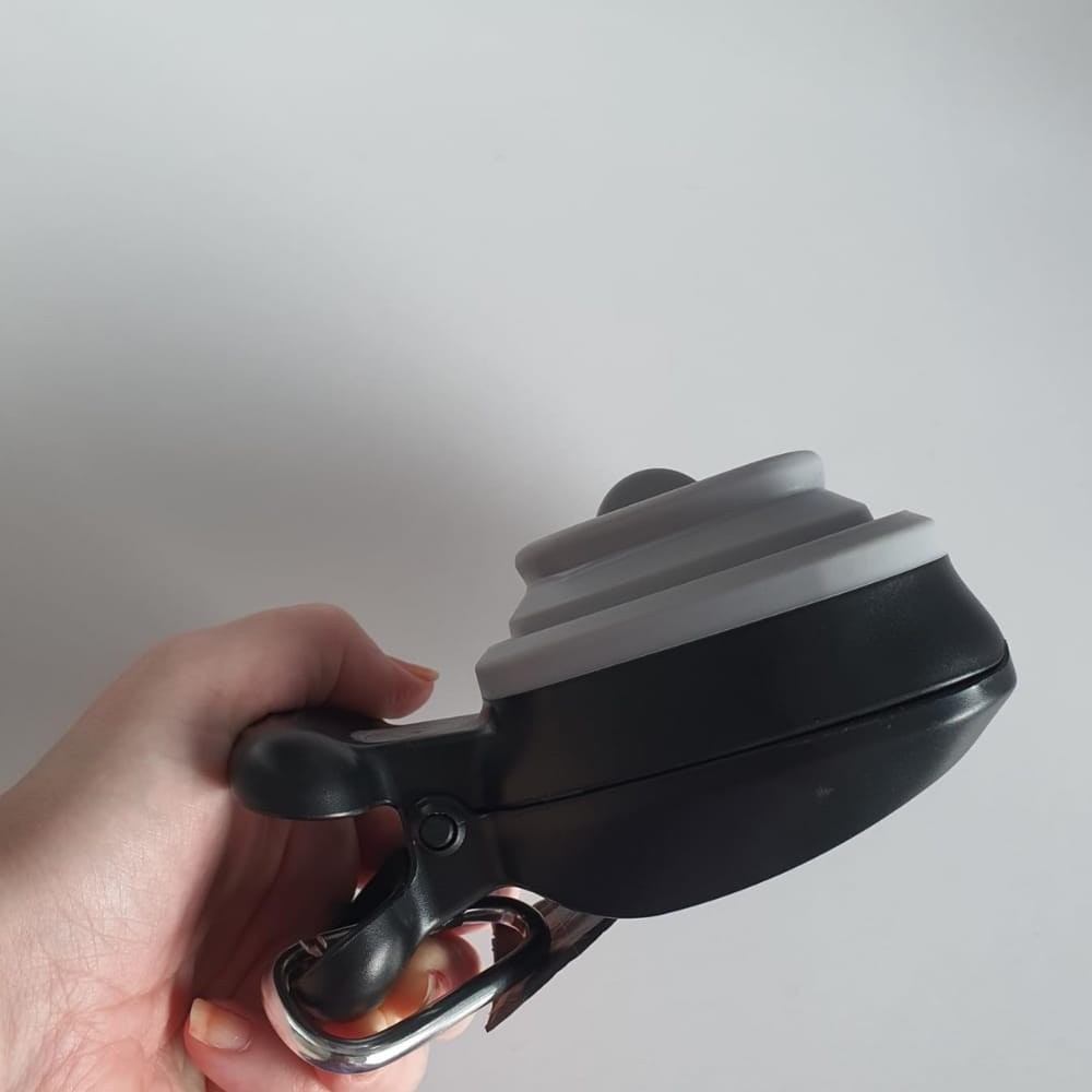 Customer photo review of TIDYWAG™ Foldable Dog Poop Scooper