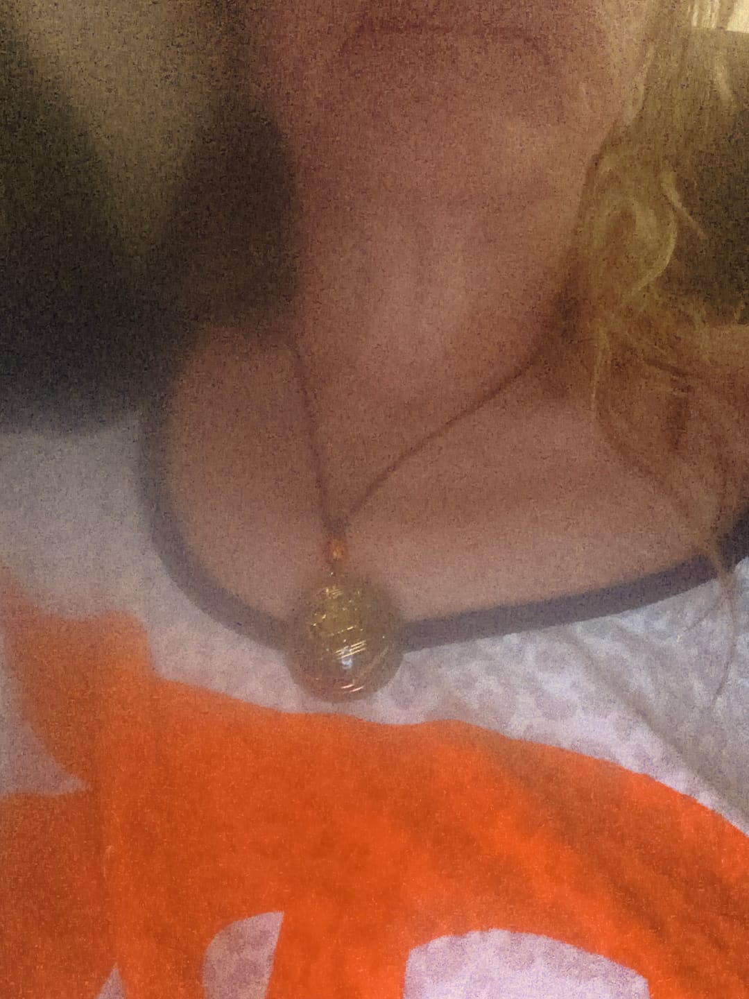 Customer photo review of Magnetic Energy Talisman + FREE Tarot Cards