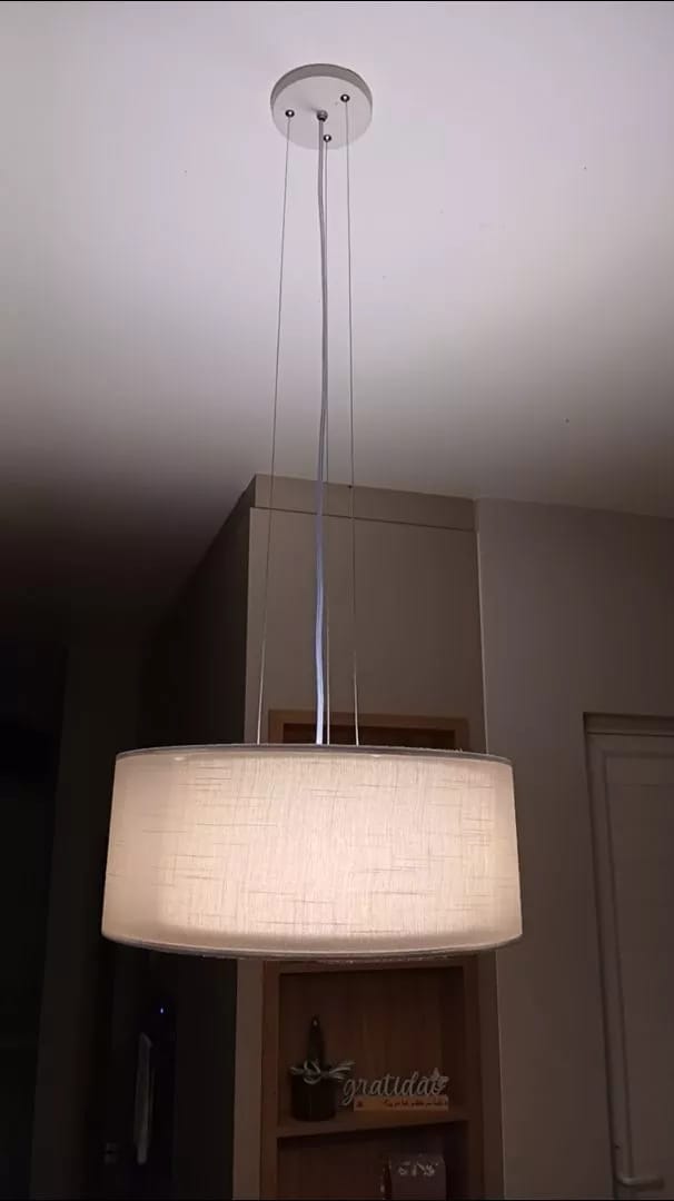 Customer photo review of Luminária Pendente de Teto com Cúpula Dupla em Linho 40cm