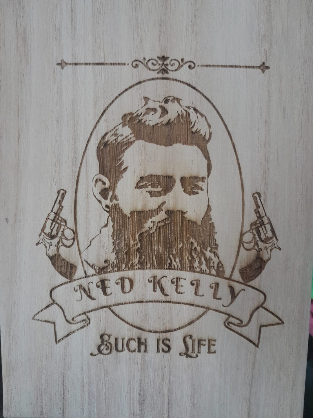 Customer photo review of Engraved 270ml Whiskey Glass & 3 Ice Stones Set Wooden Box