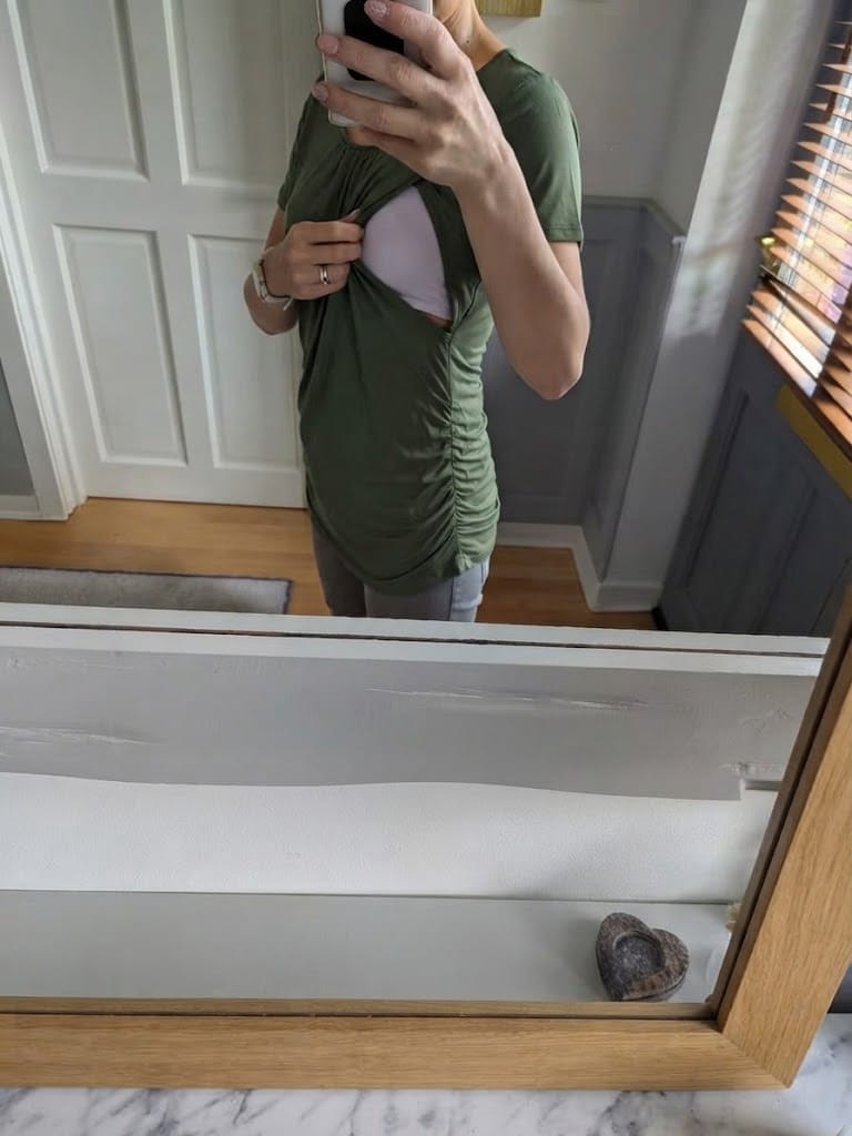 Customer photo review of Persephone - Women's Maternity Nursing Top – Double-Layer Breastfeeding T-Shirt with Short Sleeves