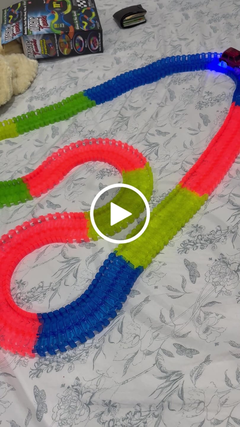 Customer video review of Pista de juguete para autos | Racing Track