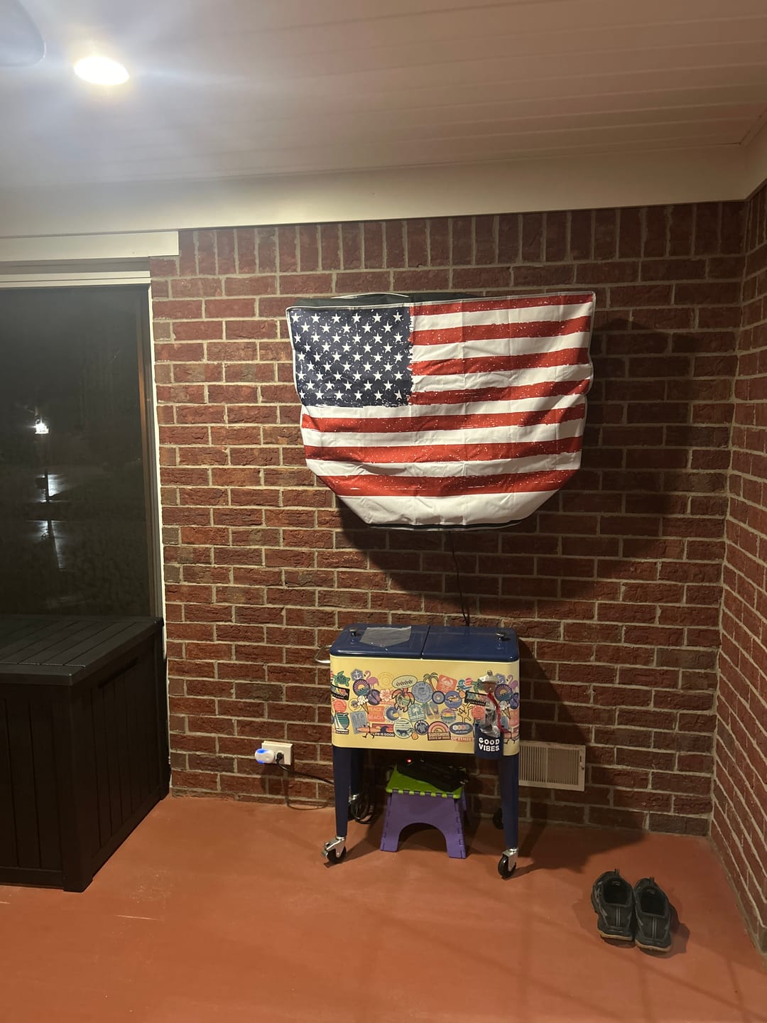 Customer photo review of Outdoor US Flag Waterproof TV Cover