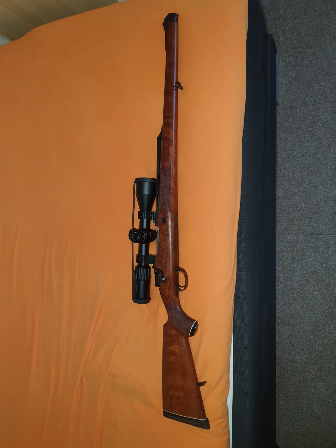 Customer photo review of Vector Optics SCFF-64 Tauron 3-18x50 FFP GenII