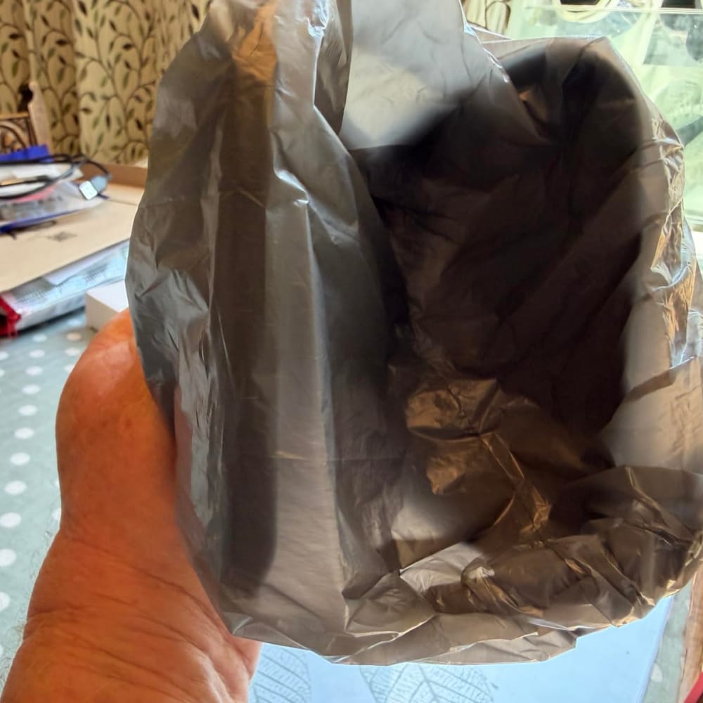 Customer photo review of TIDYWAG™ Foldable Dog Poop Scooper