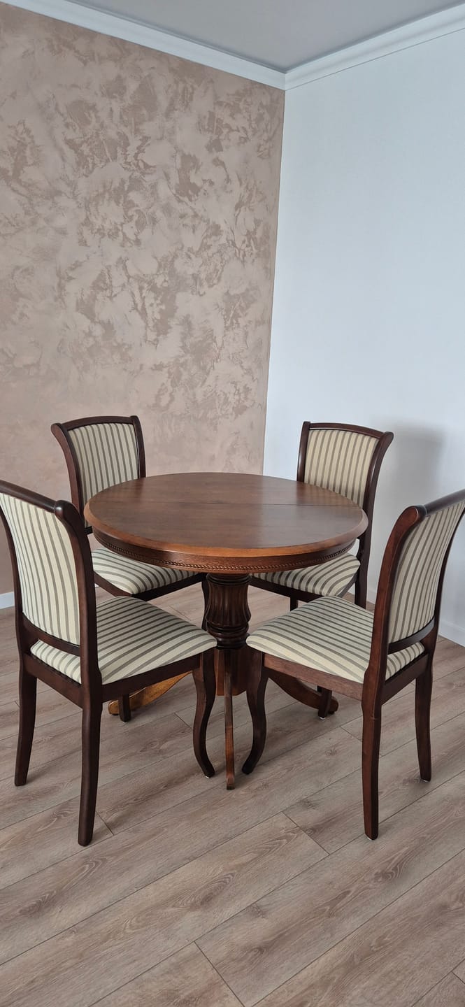 Customer photo review of Masa extensibila nuc WILLIAM, 90/124x90x75 cm