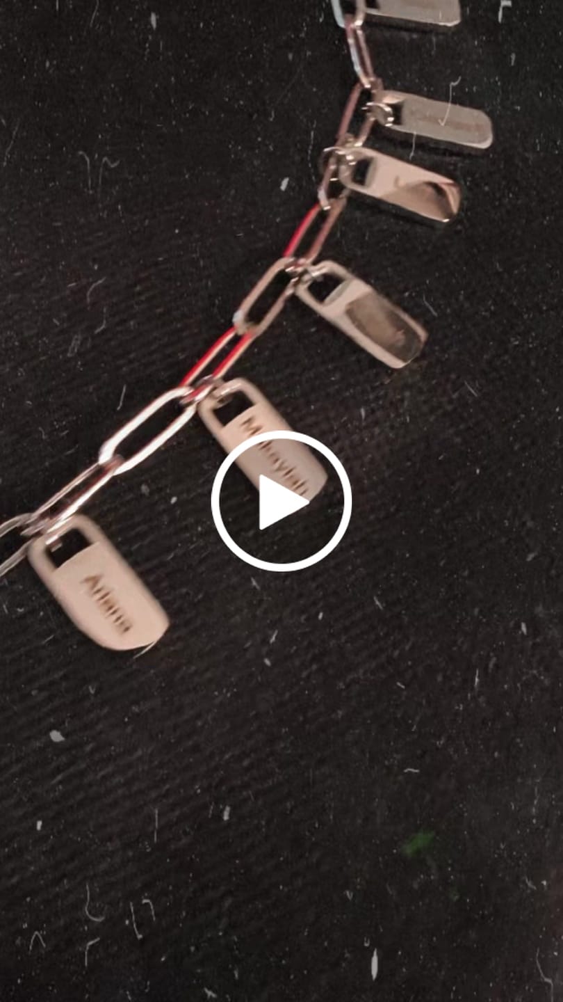 Customer video review of Personalized Chain Link Bracelet with Custom Name Charms