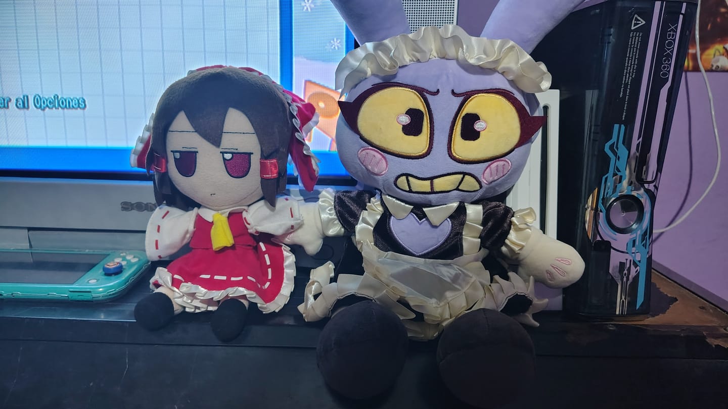 Customer photo review of Maid Jax Plush