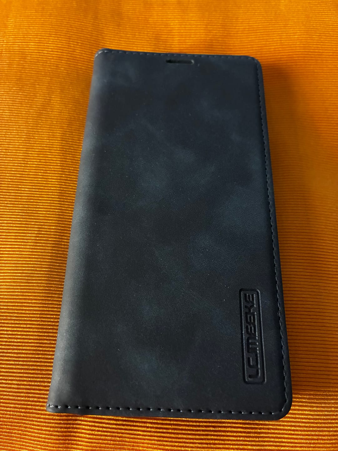 Customer photo review of iPhone 17e / 16e - LC.IMEEKE Flip Case Vintage