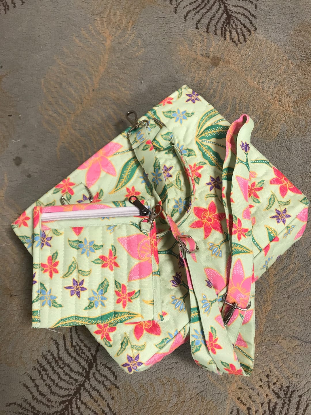 Customer photo review of Green Tropical Floral Quilted Shoulder Tote Bag