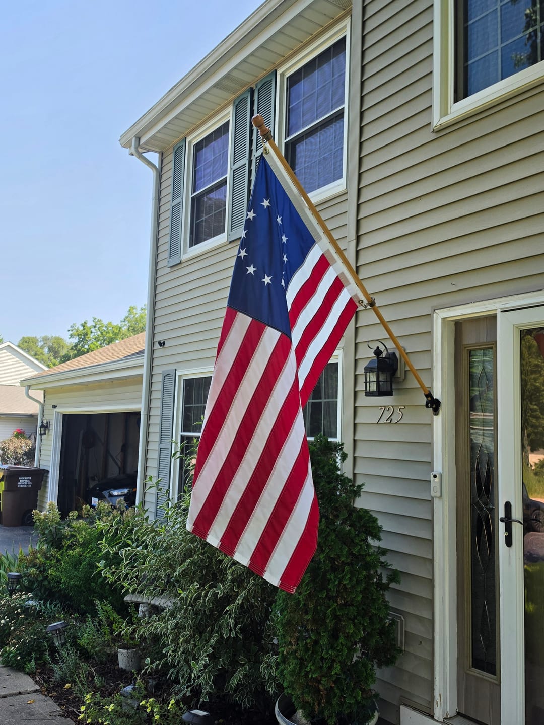 Customer photo review of 3' x 5' Betsy Ross Flag