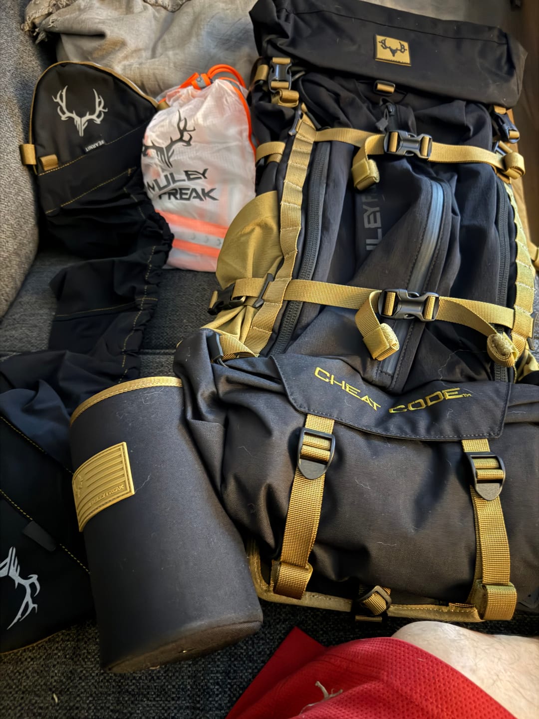 Customer photo review of Cheat Code Hunting Pack