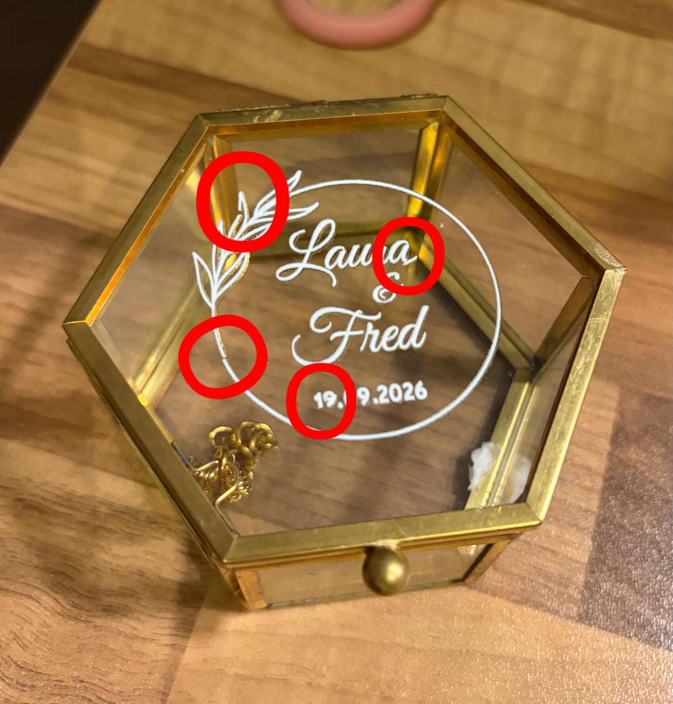 Customer photo review of Hochzeits Ring Box Personalisiert | Hexagon Ring Etui
