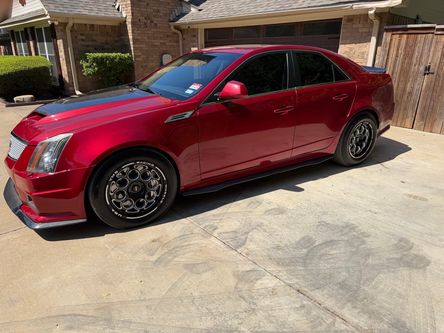 Customer photo review of 2009-15 Cadillac CTS-V Carbon Fiber Lid Wing Trunk Spoiler