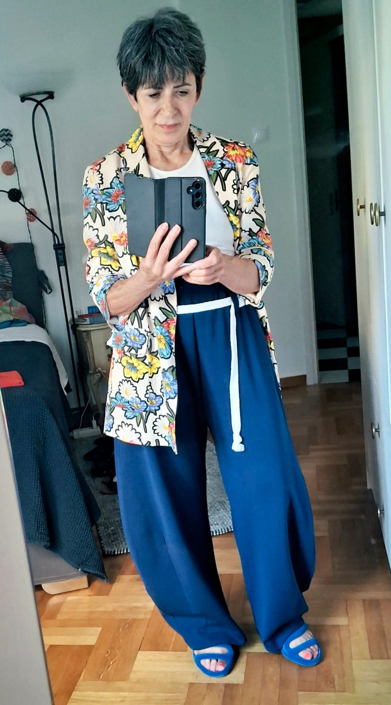Customer photo review of Navy Wide-Leg Pants with Rope Belt