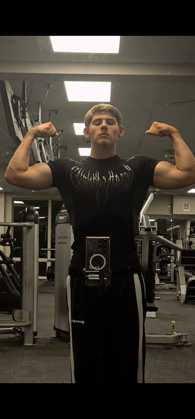 Customer photo review of Void Tech™ Venom Texture Compression [MIDNIGHT]