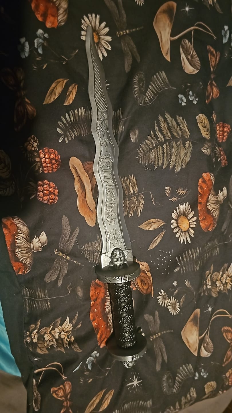 Customer photo review of Once Upon A Time - Rumplestiltskin's Dark One Dagger