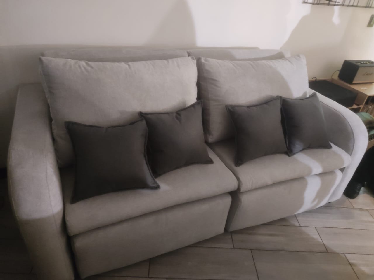 Customer photo review of Sofá cama Toscana