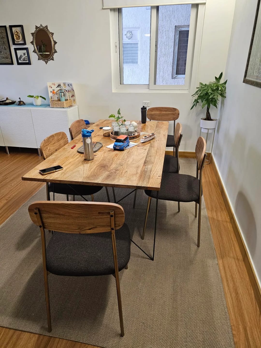 Customer photo review of Yoho Chair Gold Set Of 2