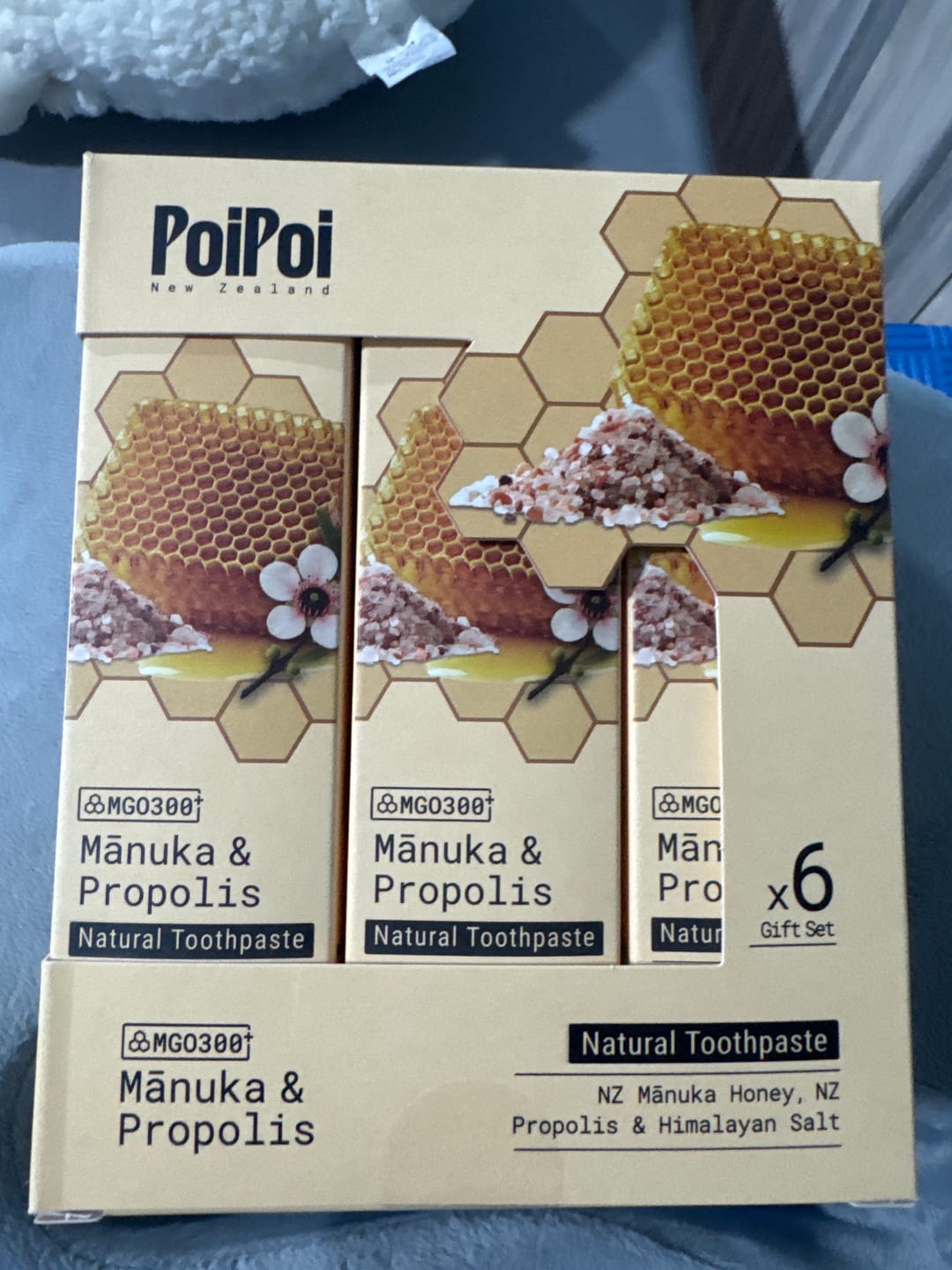 Customer photo review of Mānuka Honey & Propolis | Natural Toothpaste