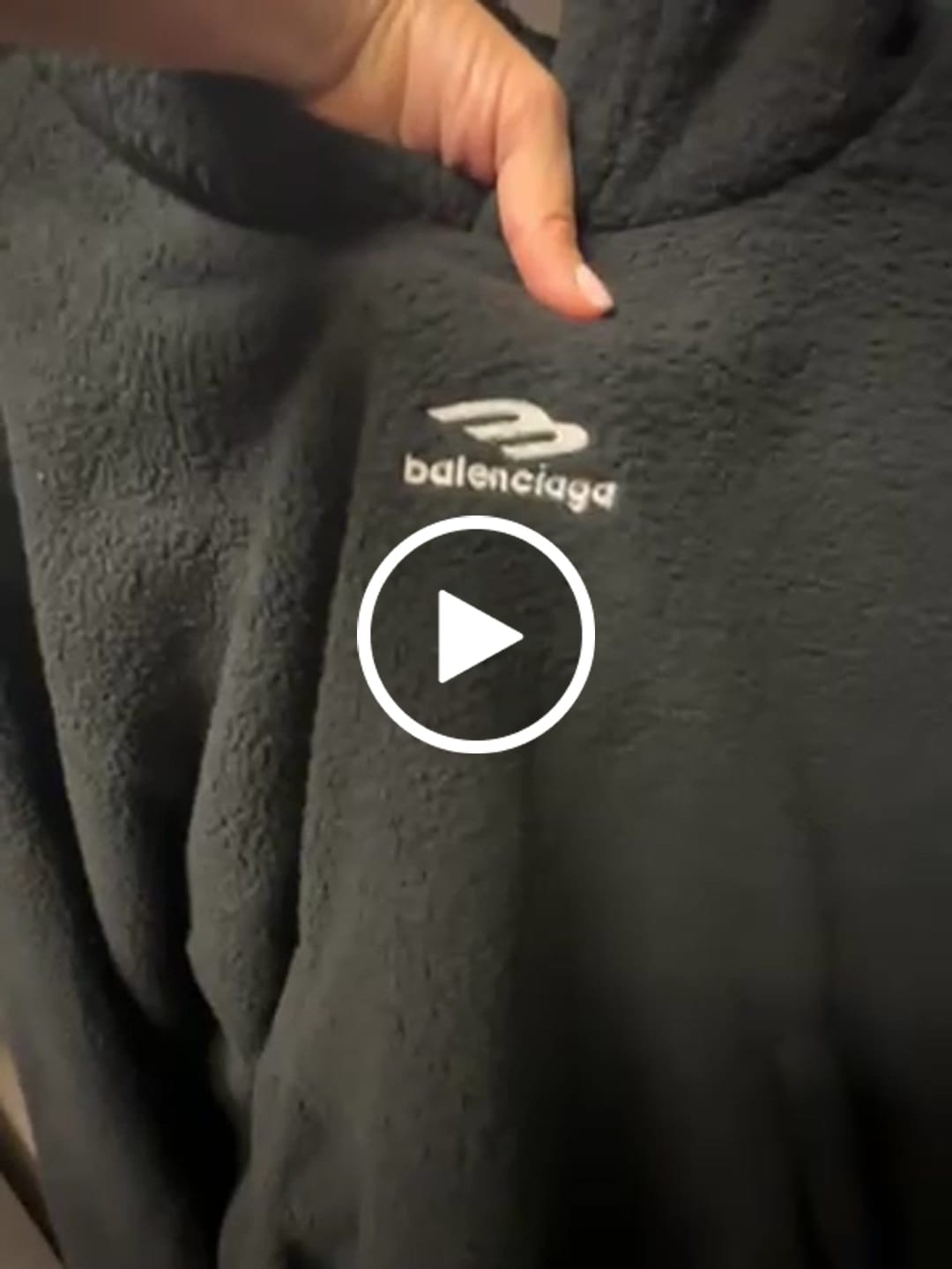 Customer video review of Balenciaga 25 Hoodie Black Lambwool 0055