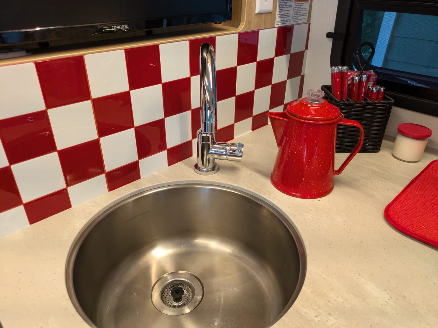 Customer photo review of Crimson Horizon