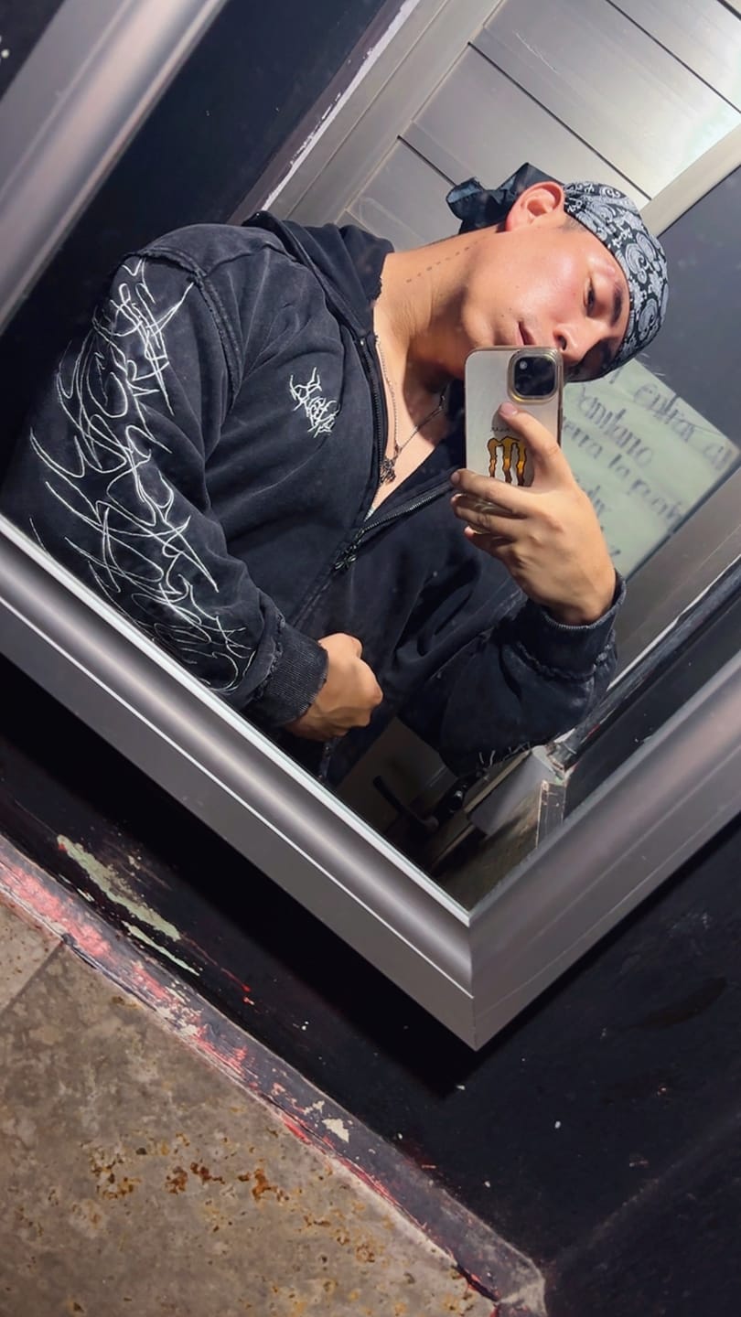 Customer photo review of 5232 - Tribal Stud Zip-Ups