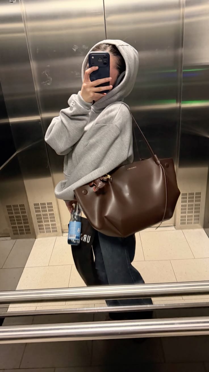 Customer photo review of Velora Tricot