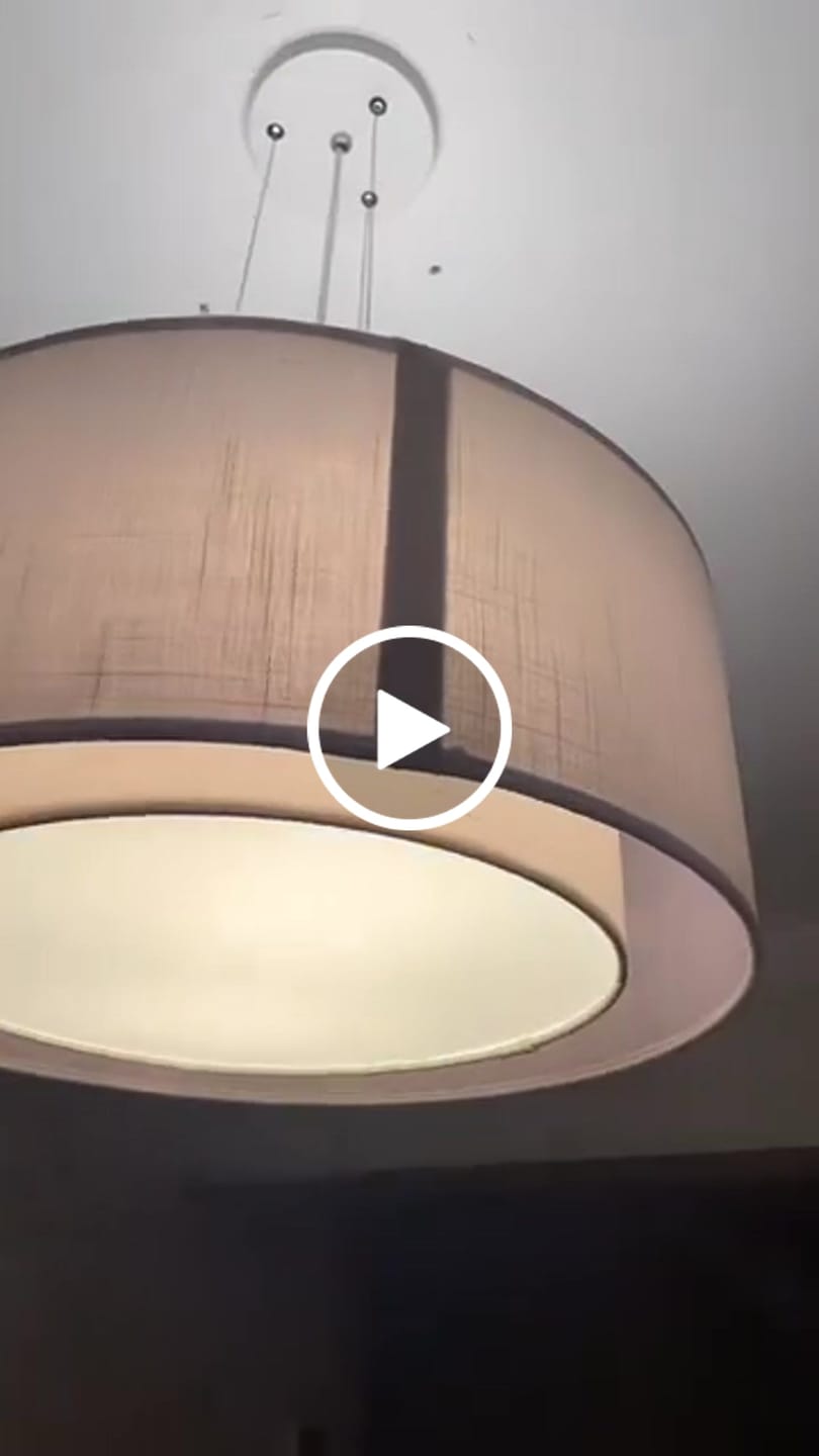 Customer video review of Luminária Pendente de Teto com Cúpula Dupla em Linho 40cm