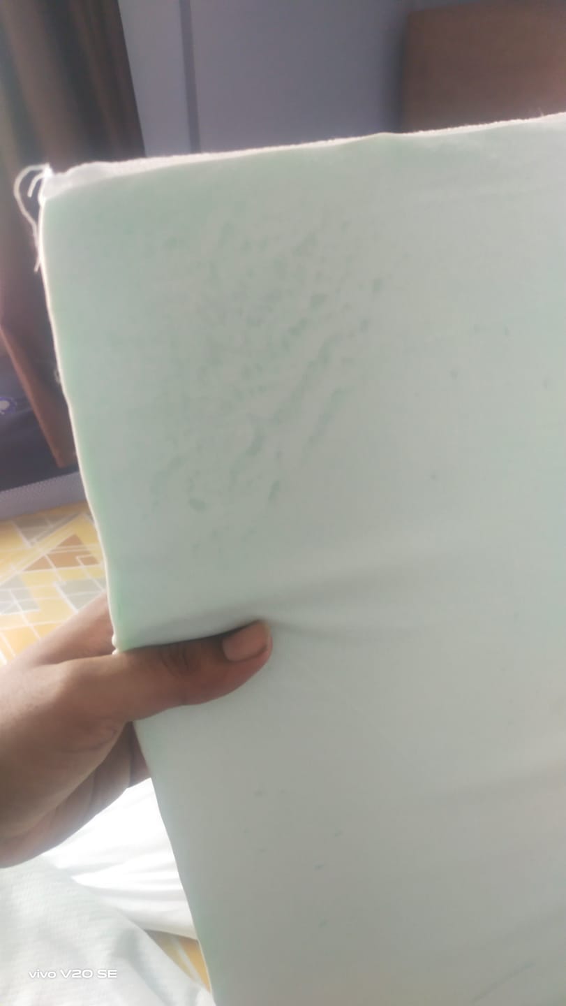 Customer photo review of Flo Adjustable Pillow (Memory Foam)