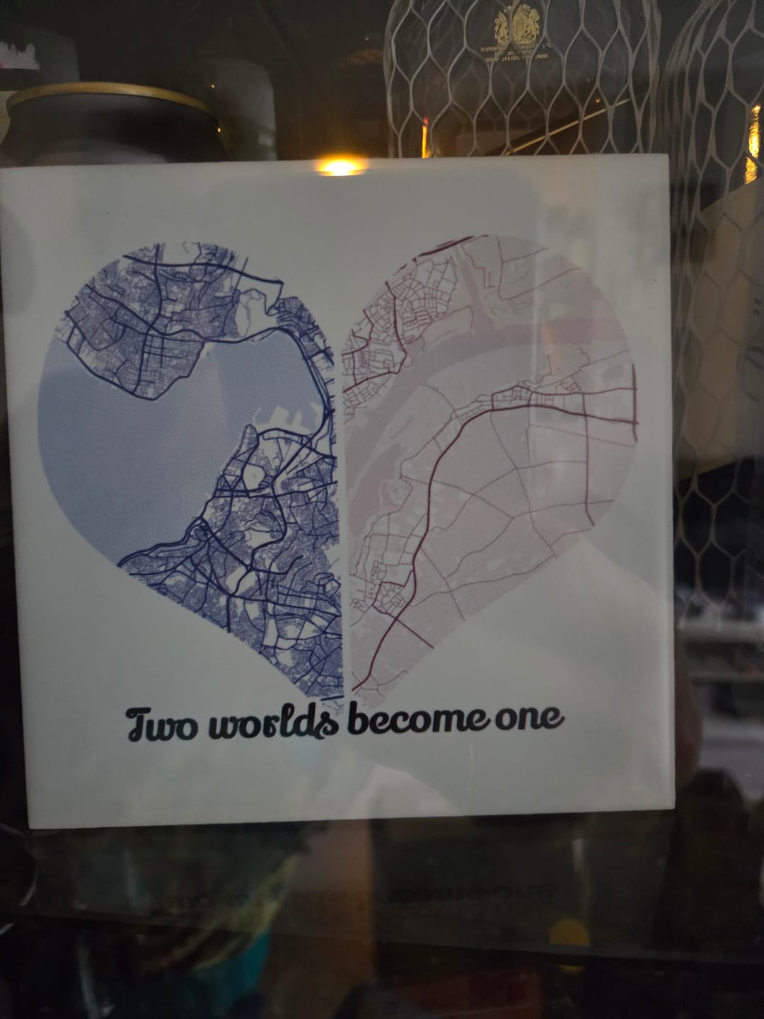 Customer photo review of Twee Steden Hart Tegel – Personaliseerbare Love Map Plattegrond