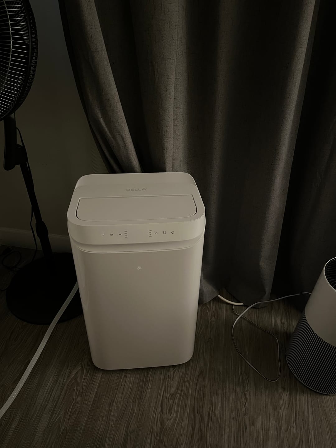 Customer photo review of DELLA Sylro Series 14,000 BTU Inverter Ultra Quiet Portable Air Conditioner for Rooms Up to 450 Sq. Ft.