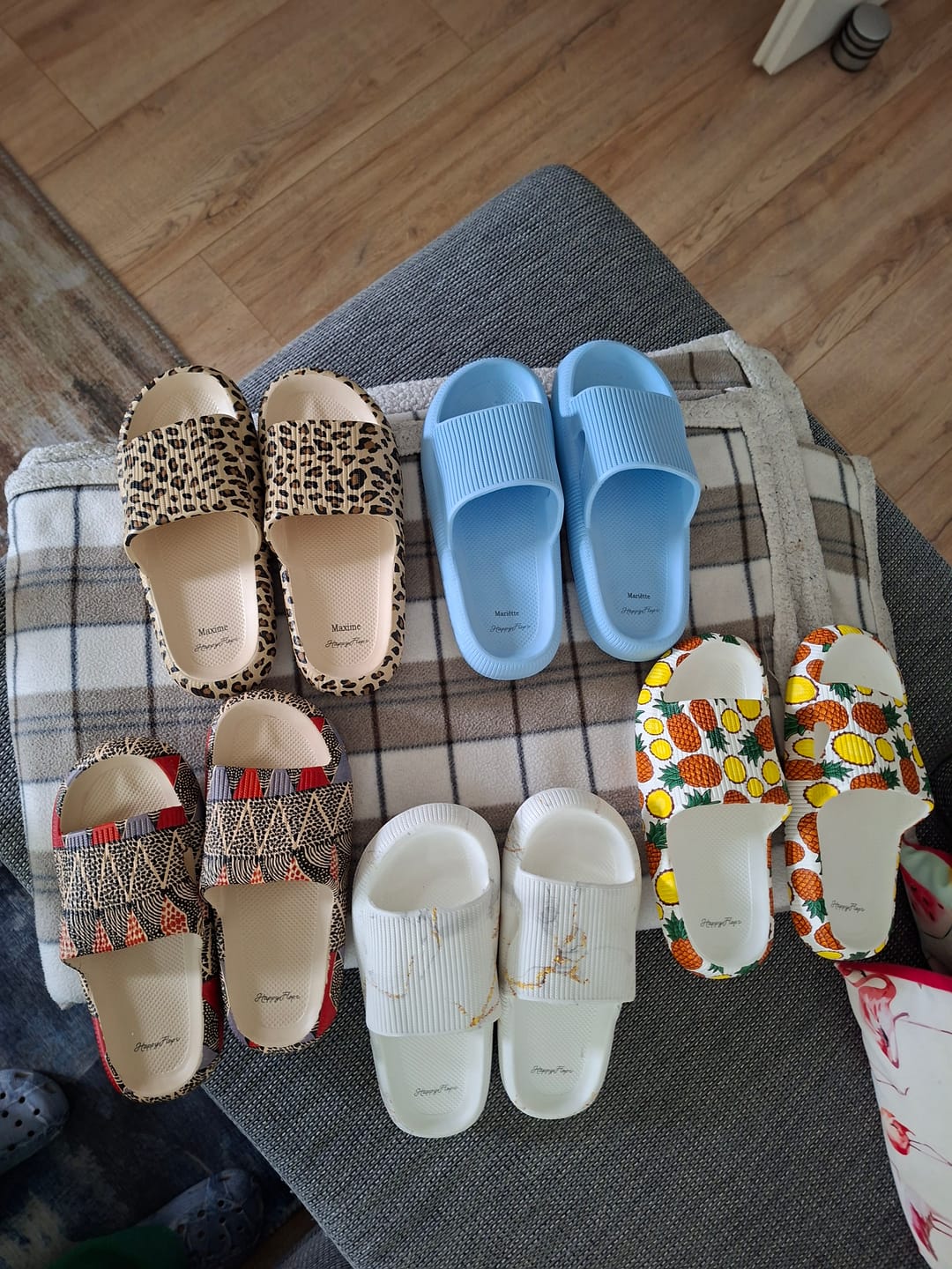 Customer photo review of HappyFlops Limited Editions