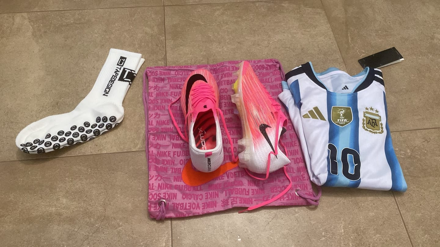 Customer photo review of NIKE AIR ZOOM  MERCURIAL SUPERFLY 11 ELITE FG