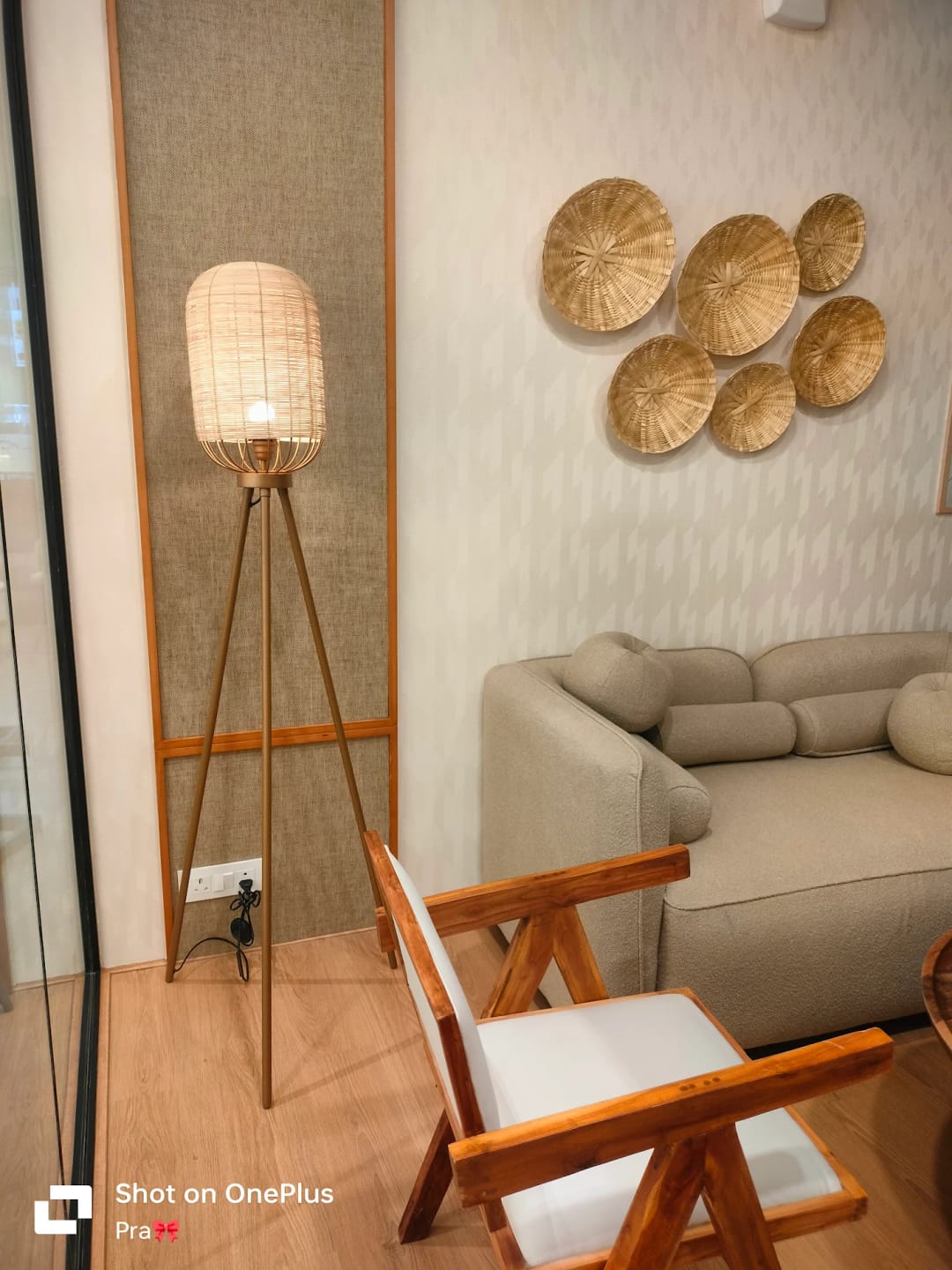 Customer photo review of Henka Natural Floor Lamp