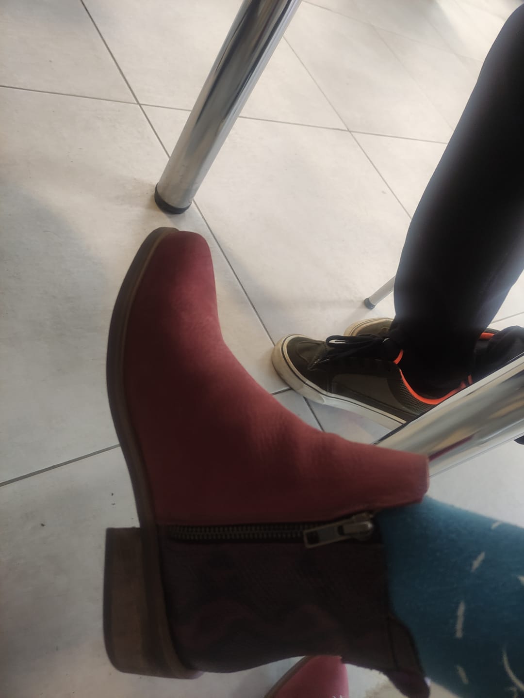 Customer photo review of Botin Mujer / Lena Burdeo
