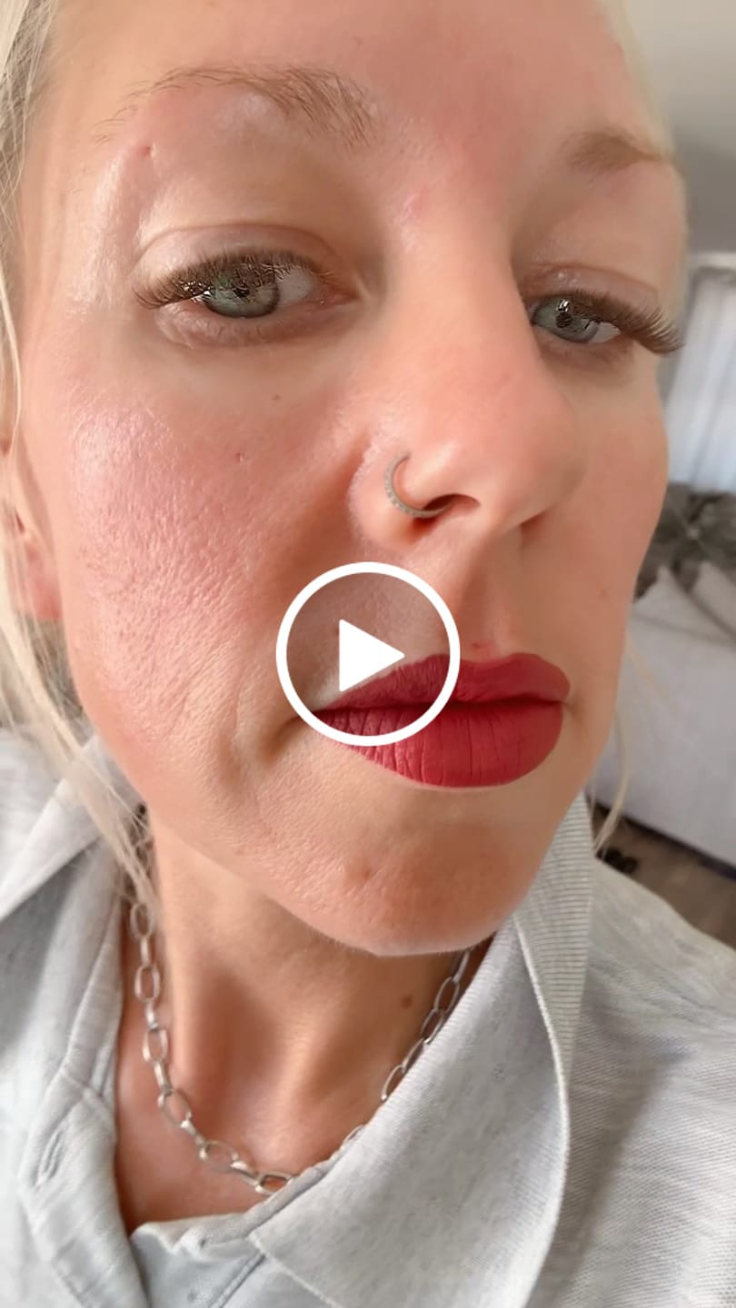 Customer video review of Kiss and Makeup Lipstick & Lip Liner Kit