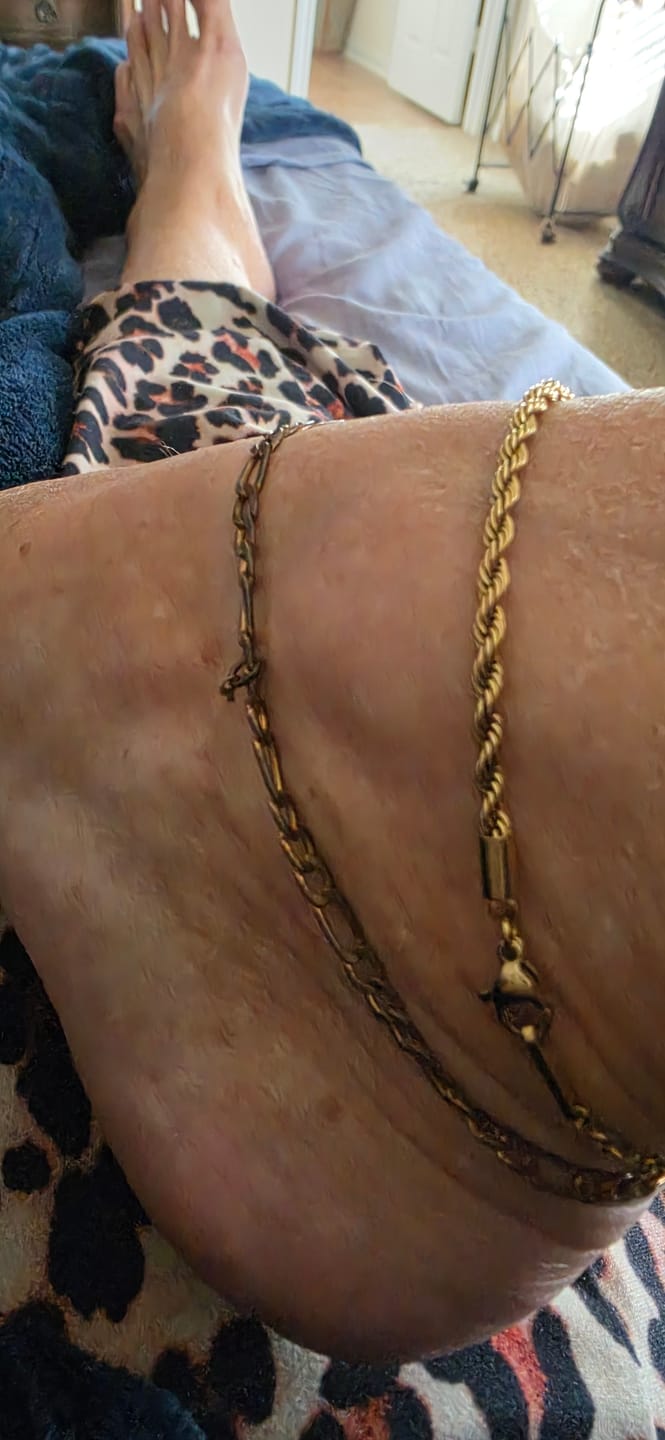 Customer photo review of Figaro Butterfly Anklet