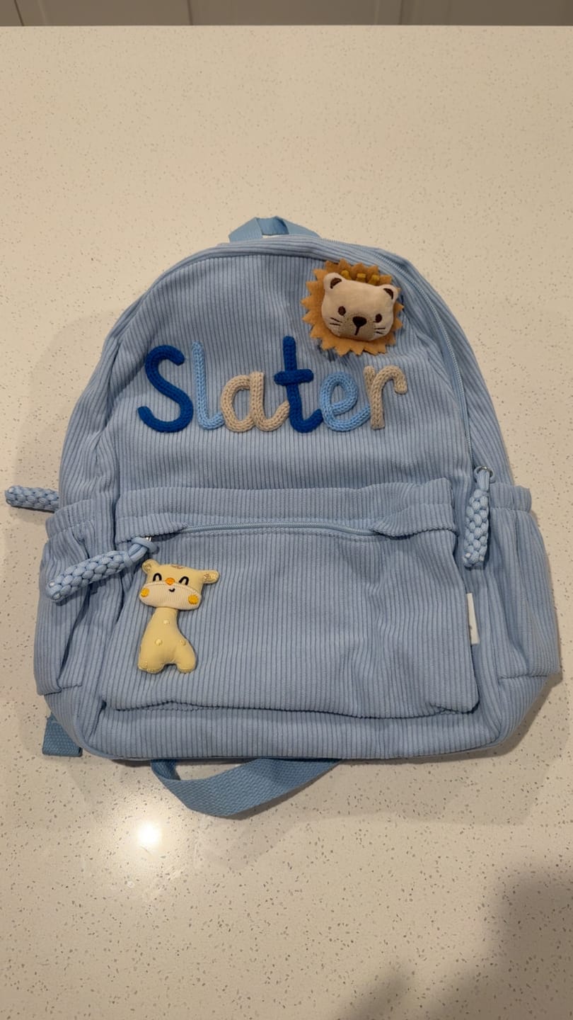 Customer photo review of K&C - Personalized Knitted Backpack