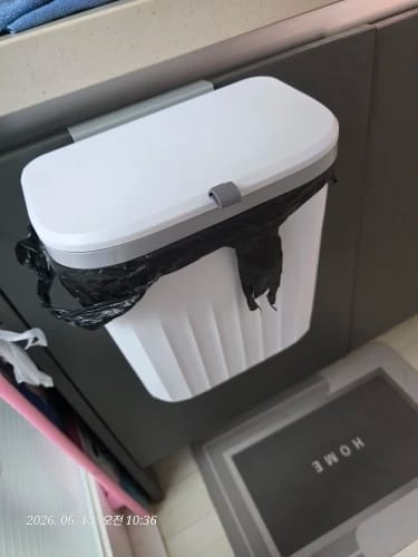 Customer photo review of Wall Mounted Trash Can – 12L Hanging Bin for Kitchen Cabinets