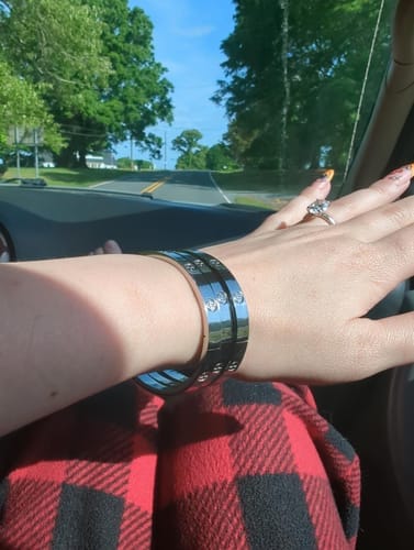 Customer photo review of Classic Love Bracelet