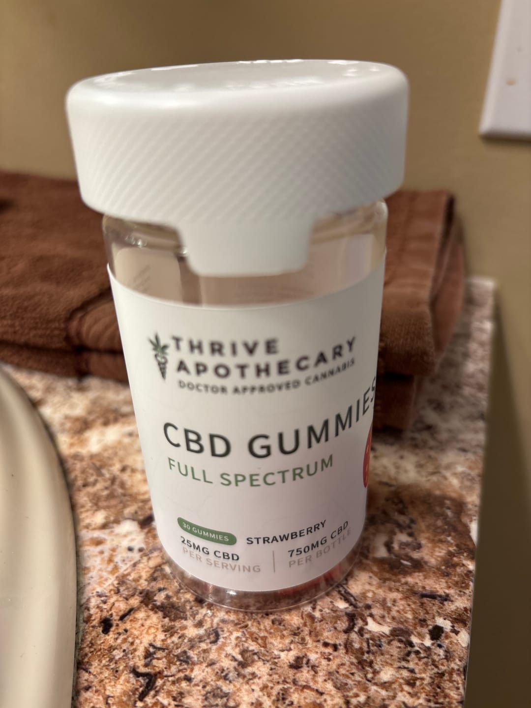 Customer photo review of Thrive 25mg Full Spectrum Gummies (30ct)