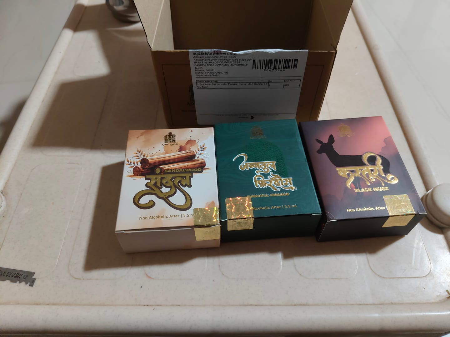 Customer photo review of Pack of 3 Jannatul Firdaus, Kasturi And Sandal (Chandan) Attar 5.5 ML Each