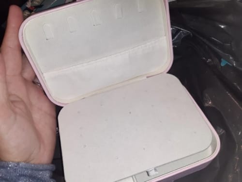 Customer photo review of Mini Jewelry Box – Velvet Lined Travel Case for Rings & Earrings