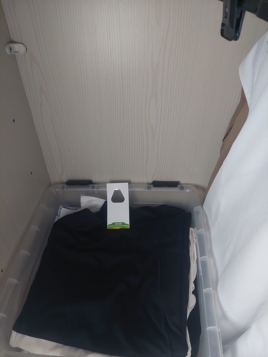 Customer photo review of Schlupfwespen gegen Kleidermotten.