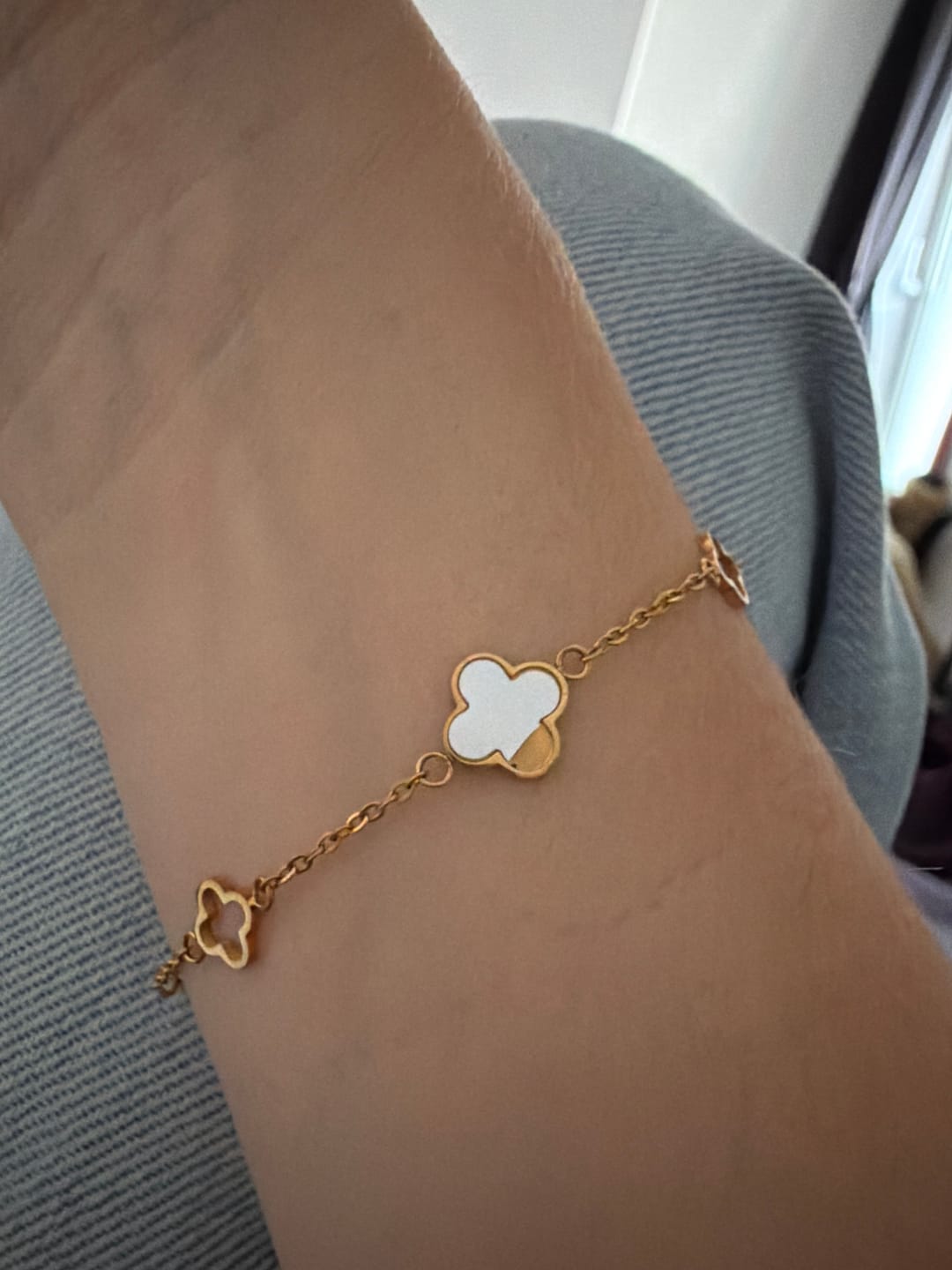 Customer photo review of Lucia Clover Bracelet
