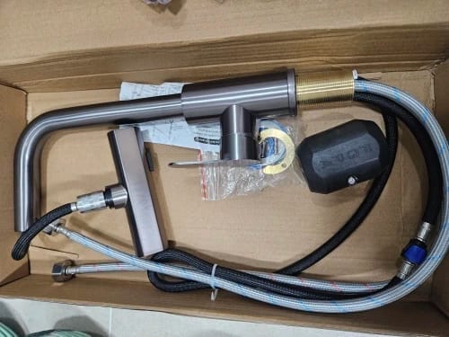 Customer photo review of Stainless Steel Kitchen Faucet - MapleFair Pull-Out Faucet